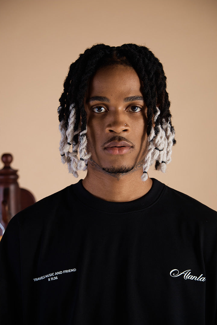 Tshirt BLACK travels oversized